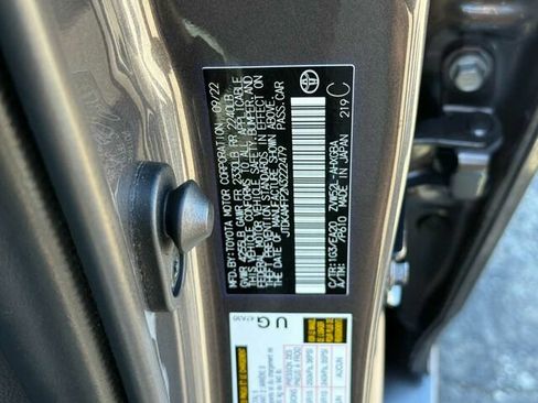 Used 2022 Toyota Prius Prime XLE FWD image 36