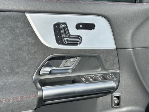 New 2025 Mercedes-Benz GLA 35 AMG 4MATIC image 14