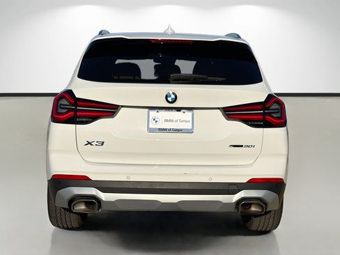 Used 2024 BMW X3 sDrive30i w/ Premium Package RWD image 4