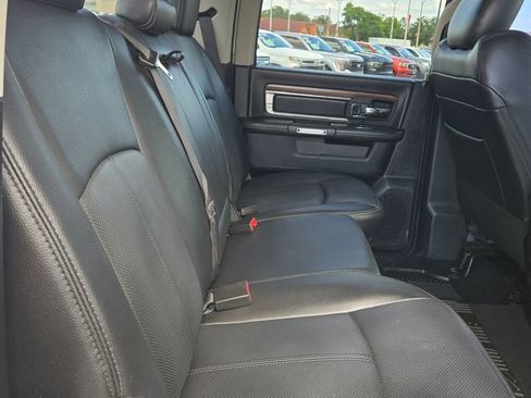 Used 2018 RAM 1500 Laramie RWD image 43