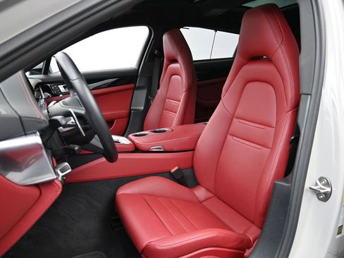Certified 2023 Porsche Panamera 4S Executive AWD/4WD image 5
