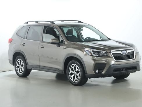 Certified 2021 Subaru Forester Premium w/ Popular Package #1 AWD/4WD image 9