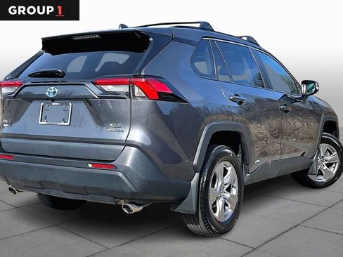 Used 2024 Toyota RAV4 XLE w/ Convenience Package image 13