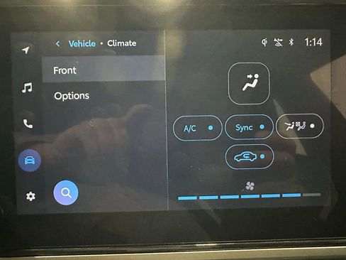 Used 2025 Toyota Camry SE image 31