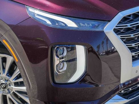 Used 2020 Hyundai Palisade Limited FWD image 2