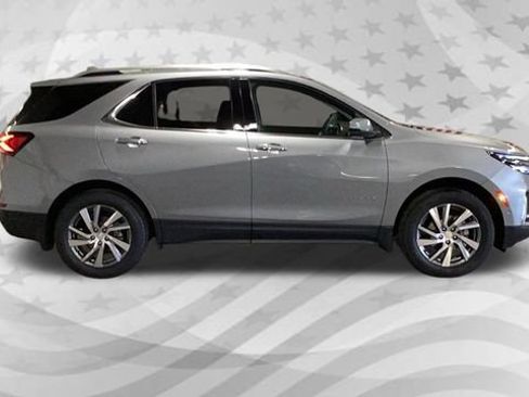 Used 2023 Chevrolet Equinox Premier AWD/4WD image 20