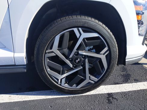 Used 2024 Hyundai Kona N Line image 12