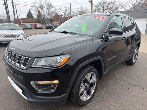 Used 2021 Jeep Compass Limited AWD/4WD image 5