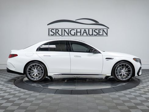 Certified 2025 Mercedes-Benz E 53 AMG e 4MATIC Sedan image 4