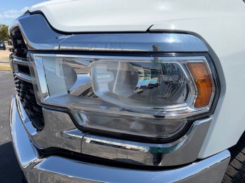 Used 2024 RAM 2500 Big Horn AWD/4WD image 11