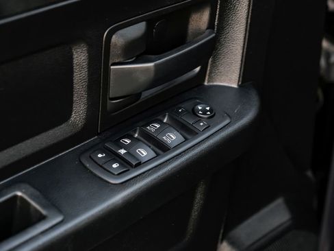 Used 2019 RAM 1500 Tradesman image 39