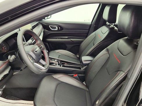 Used 2023 Jeep Compass Trailhawk image 19