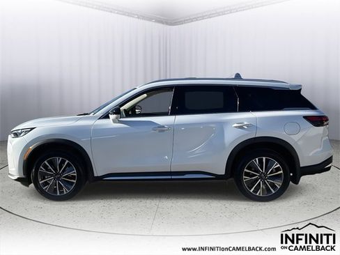 New 2026 INFINITI QX60 Luxe image 3