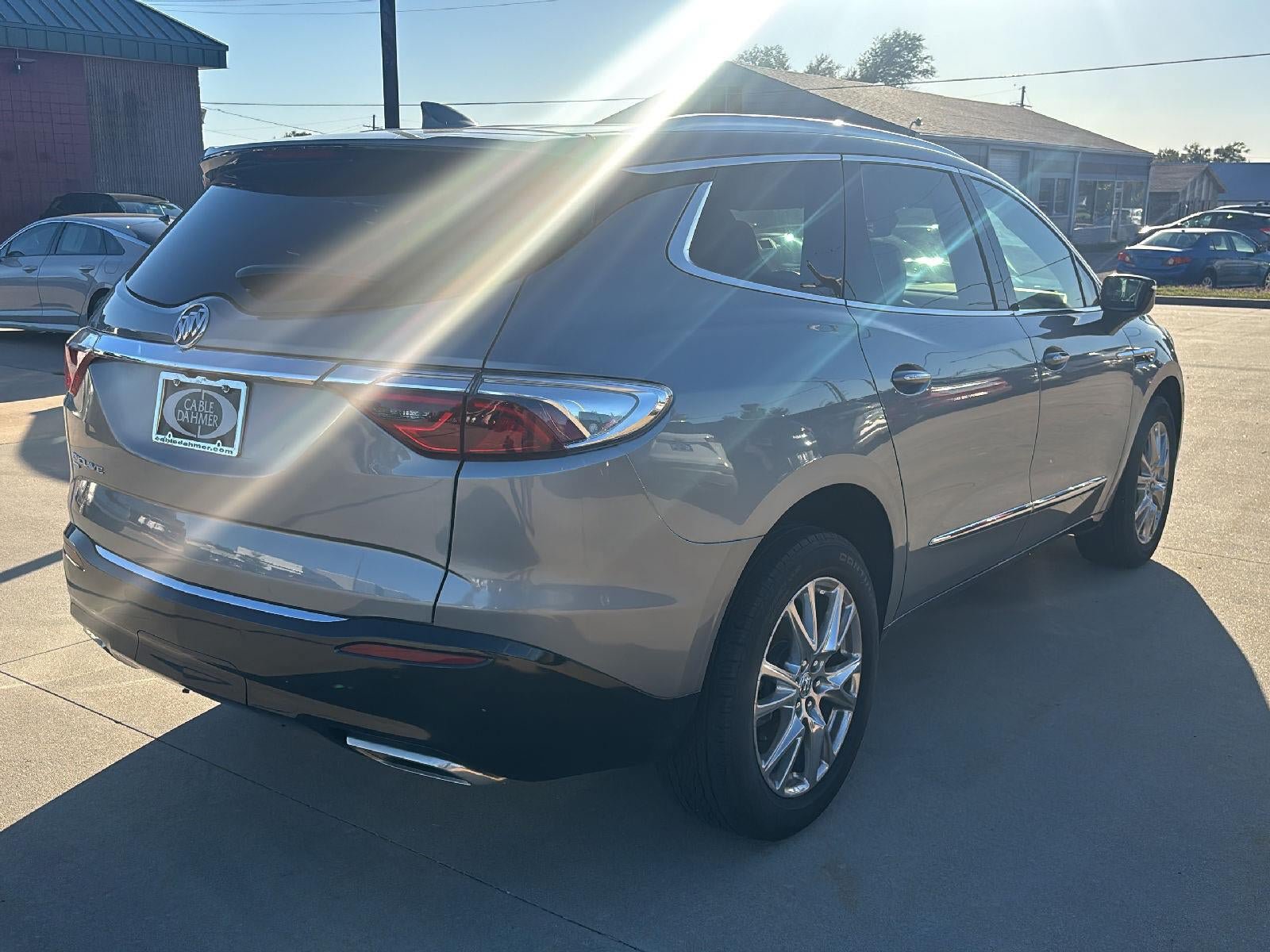 Used 2023 Buick Enclave Essence w/ Experience Buick Package AWD/4WD image 6