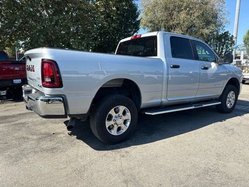 Used 2026 RAM 2500 Big Horn AWD/4WD image 5
