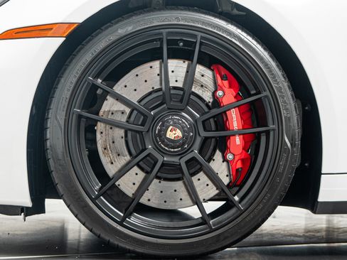 Used 2023 Porsche 911 Carrera GTS RWD image 10