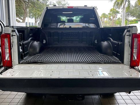Used 2024 Ford F250 XLT image 19