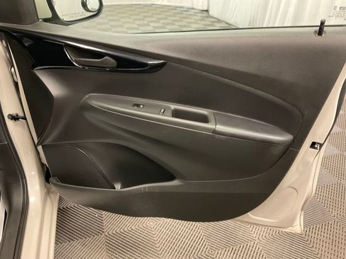 Used 2020 Chevrolet Spark LT FWD image 28