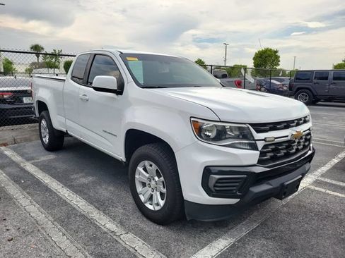 Used 2022 Chevrolet Colorado LT w/ Fleet Safety Package RWD image 2