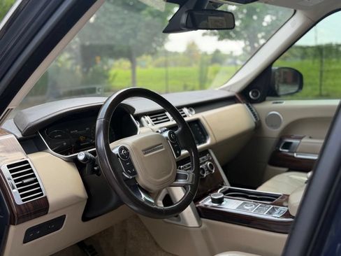 Used 2016 Land Rover Range Rover Supercharged AWD/4WD image 11