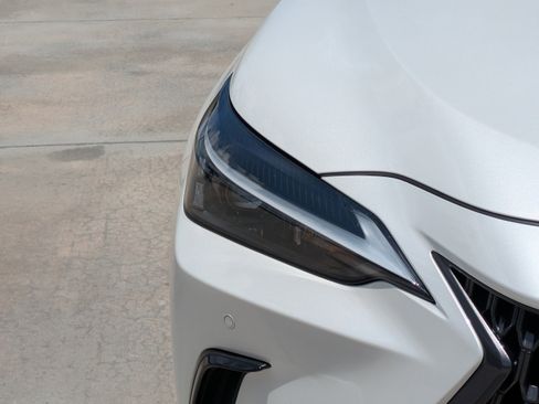 Used 2024 Lexus NX 350 AWD image 7