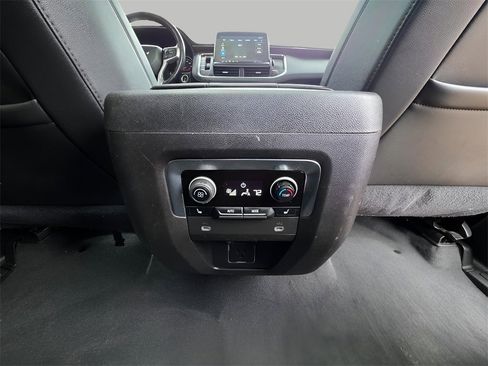 Used 2021 Chevrolet Tahoe Z71 w/ Luxury Package image 14