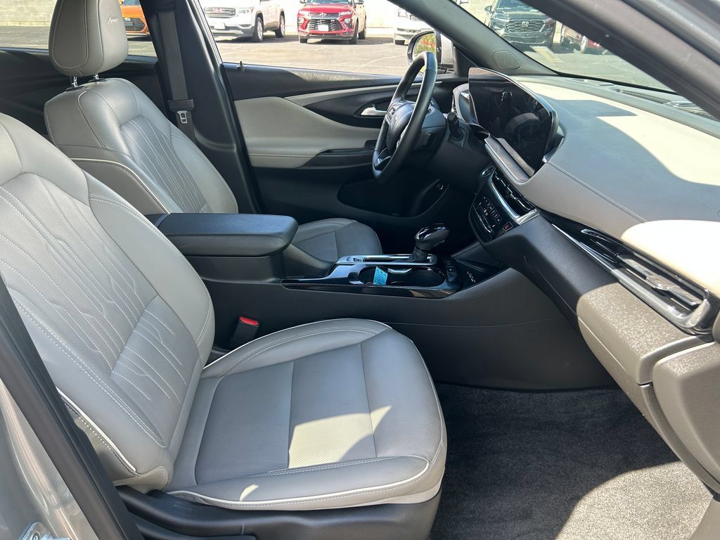 Used 2024 Buick Envista Avenir FWD image 81