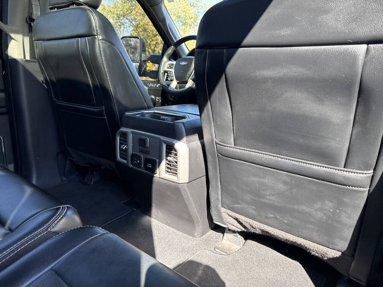 Used 2020 Ford F350 Lariat AWD/4WD image 36