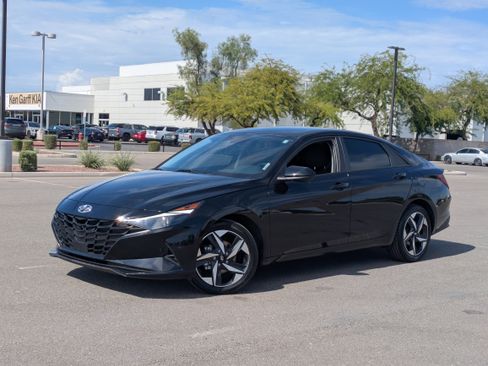 Used 2023 Hyundai Elantra SEL w/ Convenience Package FWD image 31