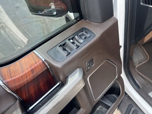 Used 2020 Ford F150 King Ranch image 16