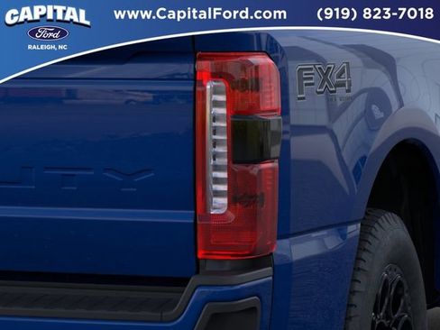 New 2026 Ford F250 Lariat w/ Black Appearance Package image 21