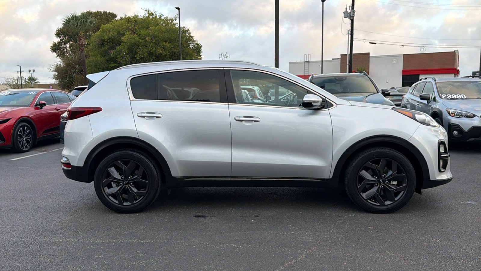 Used 2020 Kia Sportage S FWD image 3