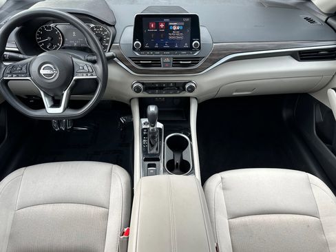 Certified 2023 Nissan Altima 2.5 SV image 13