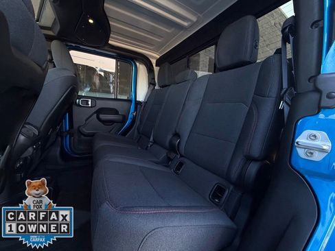 Used 2025 Jeep Gladiator Rubicon w/ Convenience Group image 27