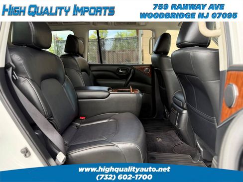 Used 2019 INFINITI QX80 Luxe w/ 22" Wheel Package AWD/4WD image 23