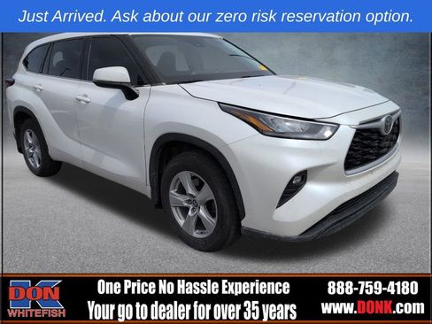 Used 2020 Toyota Highlander LE AWD/4WD image 1