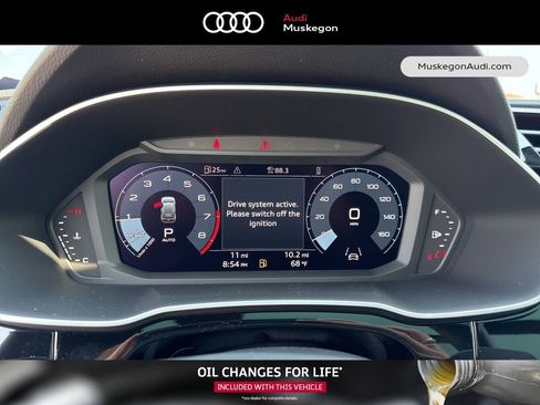 New 2025 Audi Q3 2.0T Premium image 18