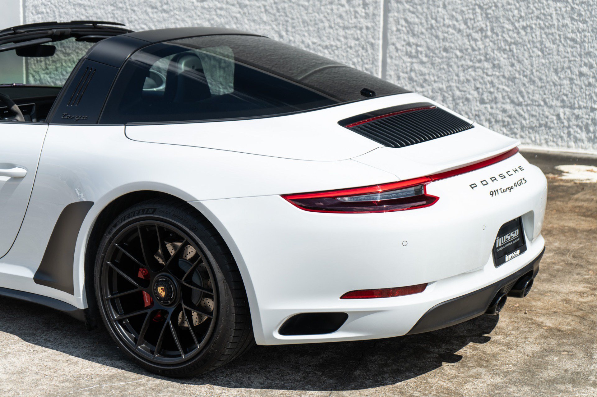 Used 2018 Porsche 911 Targa 4 GTS AWD/4WD image 18