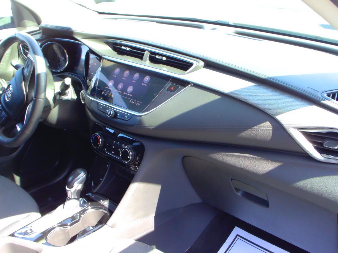 Used 2022 Buick Encore GX Preferred w/ Cold Weather Comfort Package FWD image 24