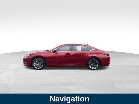 Used 2024 Lexus ES 350 w/ Luxury Package FWD image 2