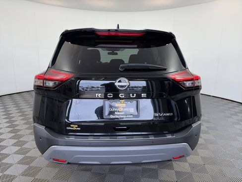 Used 2023 Nissan Rogue SV w/ SV Premium Package AWD/4WD image 9