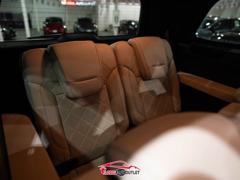 Used 2017 Mercedes-Benz GLS 550 4MATIC image 20