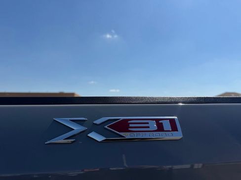 Used 2024 GMC Sierra 1500 Elevation w/ Elevation Premium Package AWD/4WD image 19