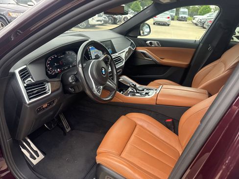 Used 2021 BMW X6 M50i AWD/4WD image 9
