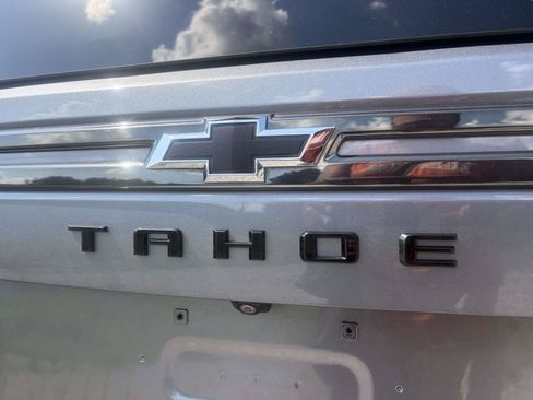Used 2021 Chevrolet Tahoe Z71 w/ Z71 Off-Road Package AWD/4WD image 12