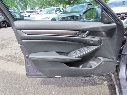 Certified 2021 Honda Accord EX-L image 14