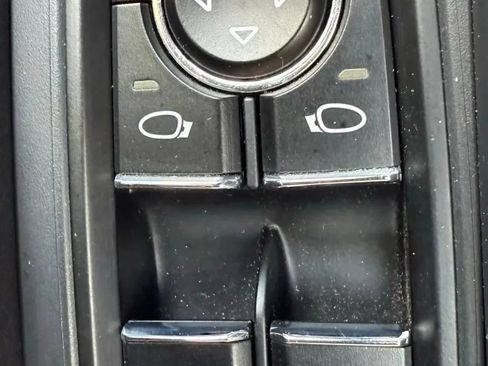 Used 2013 Porsche Boxster S image 31