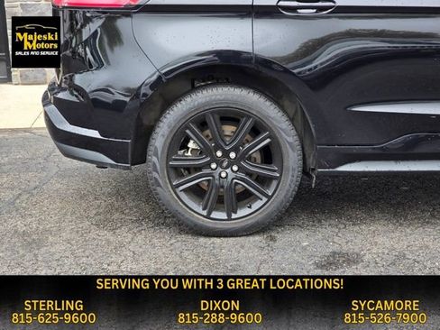 Used 2022 Ford Edge ST-Line image 11