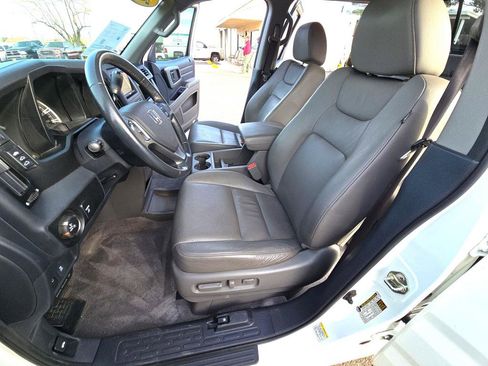 Used 2014 Honda Ridgeline RTL image 9