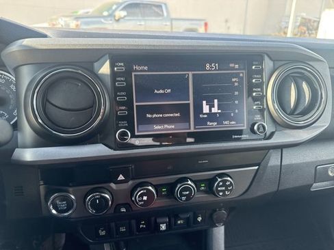 Used 2020 Toyota Tacoma TRD Off-Road image 9
